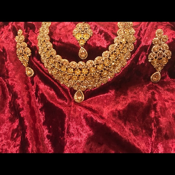 Gold plated jewelry set - Picture 1 of 1